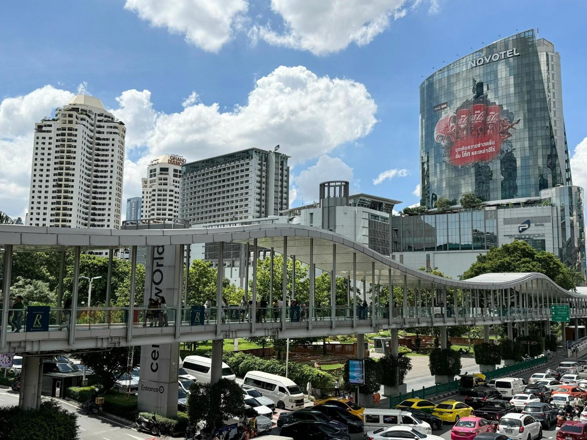 Grand Diamond Condominium Bangkok Exterior photo